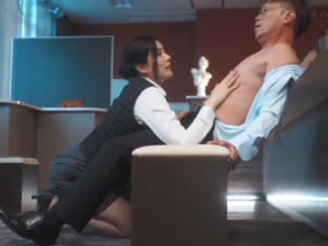 Phim jav Nữ lễ tân cuồng dâm vô đối
