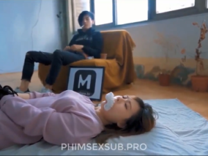 Thiếu nữ xứ Trung bị yêu râu xanh bắt cóc rồi bị hãm hiếp